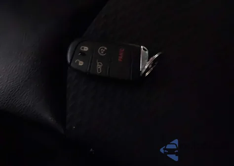 2022 Jeep Compass Latitude 4X4 from USA, damaged, VIN 3C4NJDBB4NT136733